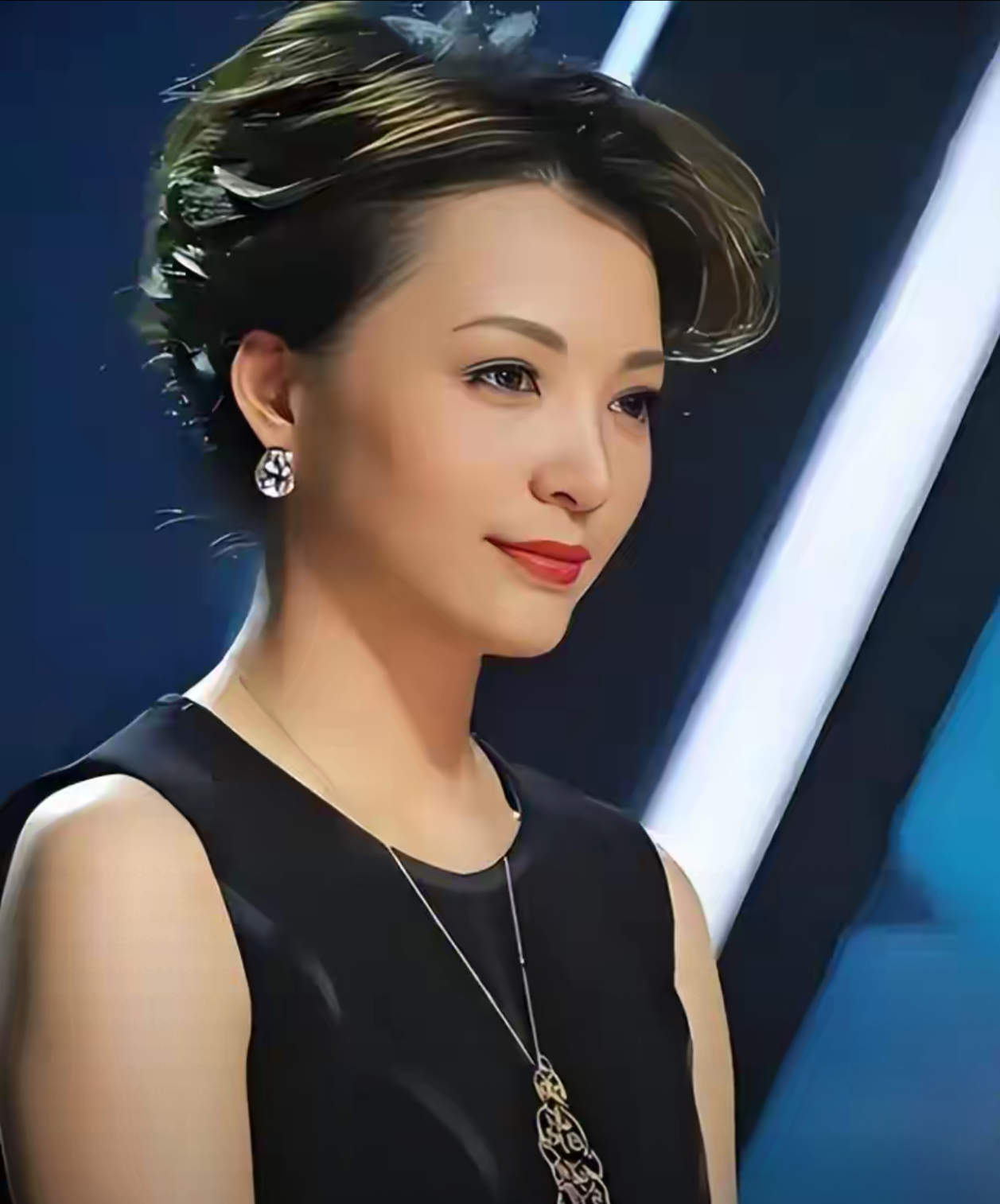 董卿:从辉煌到沉淀的人生轨迹
