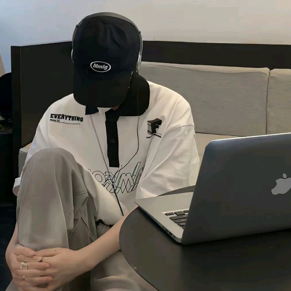 甄选头像|壁纸 真人男头系列 超酷超帅 氛围感超绝