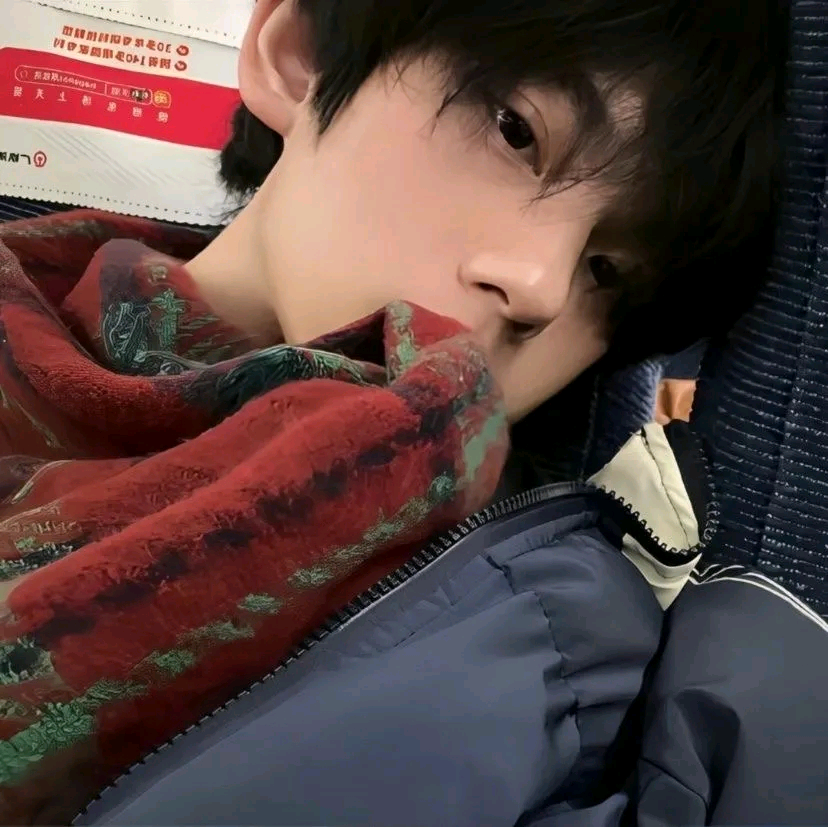 甄选头像|壁纸 真人男头系列 超酷超帅 氛围感超绝