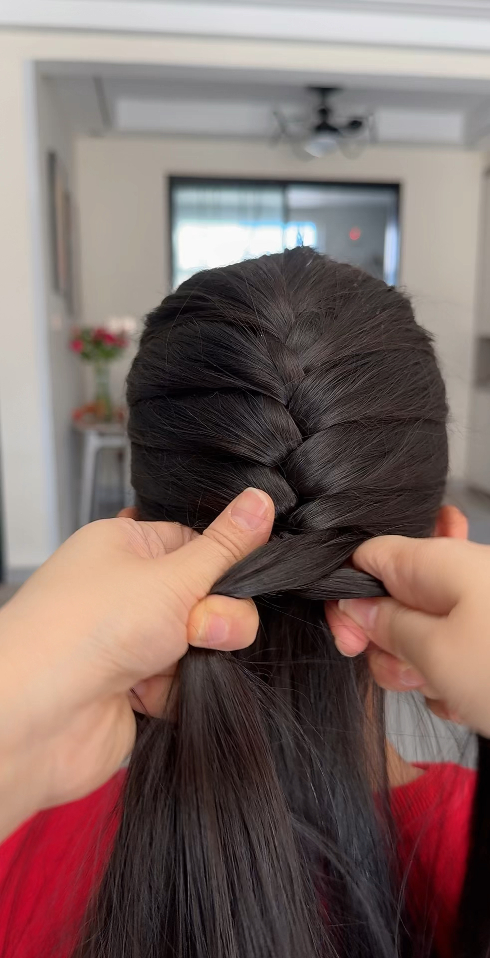 蜈蚣辫这样编,不会松垮