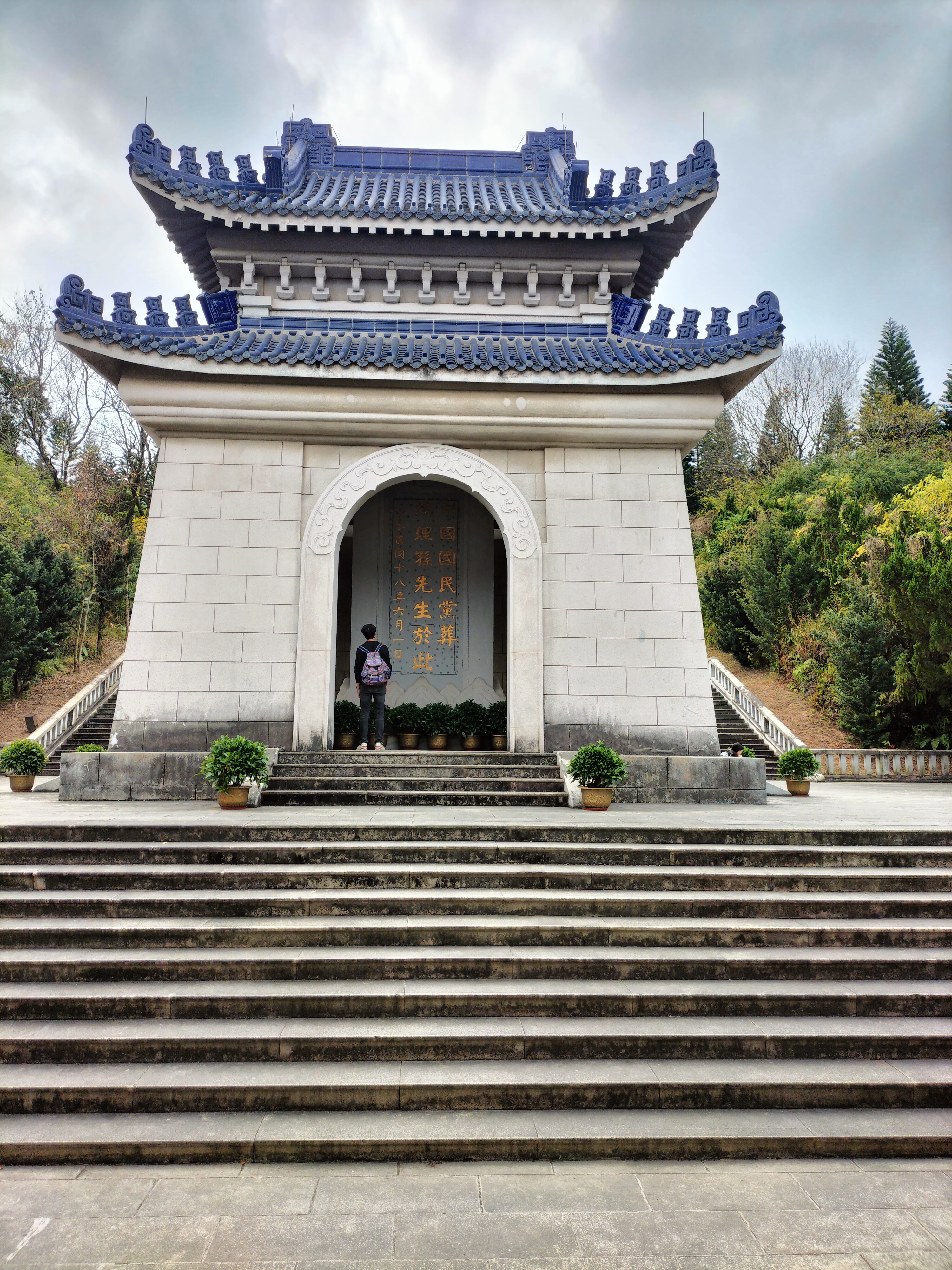 在金钱面前,亲情是微不足道的!一定要放弃无效社交!过好自己的生活!