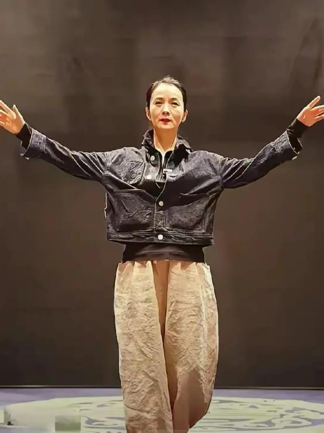 很遗憾当年,没有盒焕夹焕寄昵嵴掌笳 香秀扮演者介绍谢兰现在