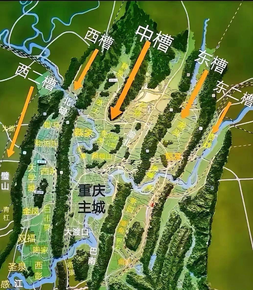 看看这竖向并行的条状山脉横亘在重庆大地上,严重影响了城市内部的