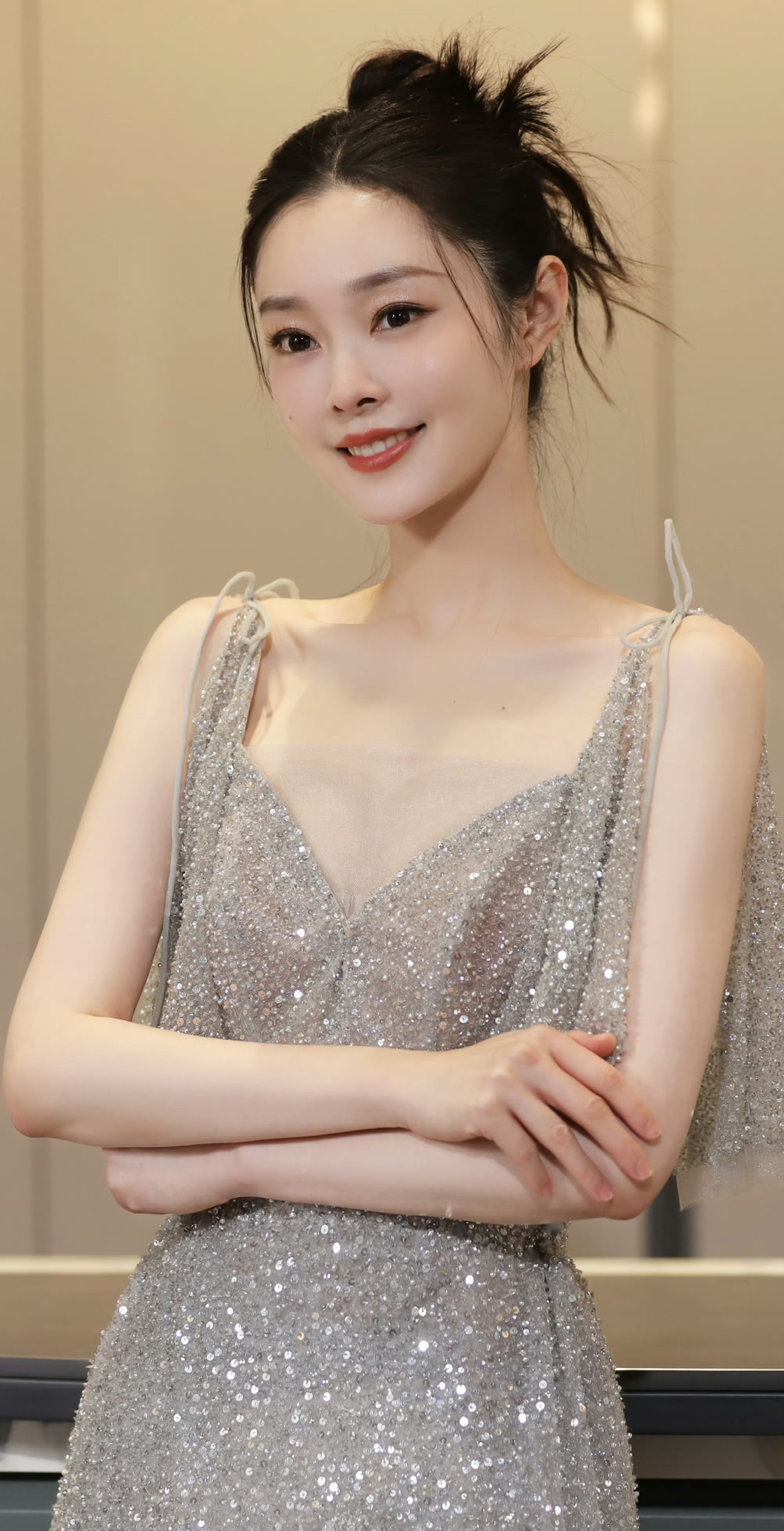 虽然感情生活成谜,但宋轶的时尚表现始终吸睛