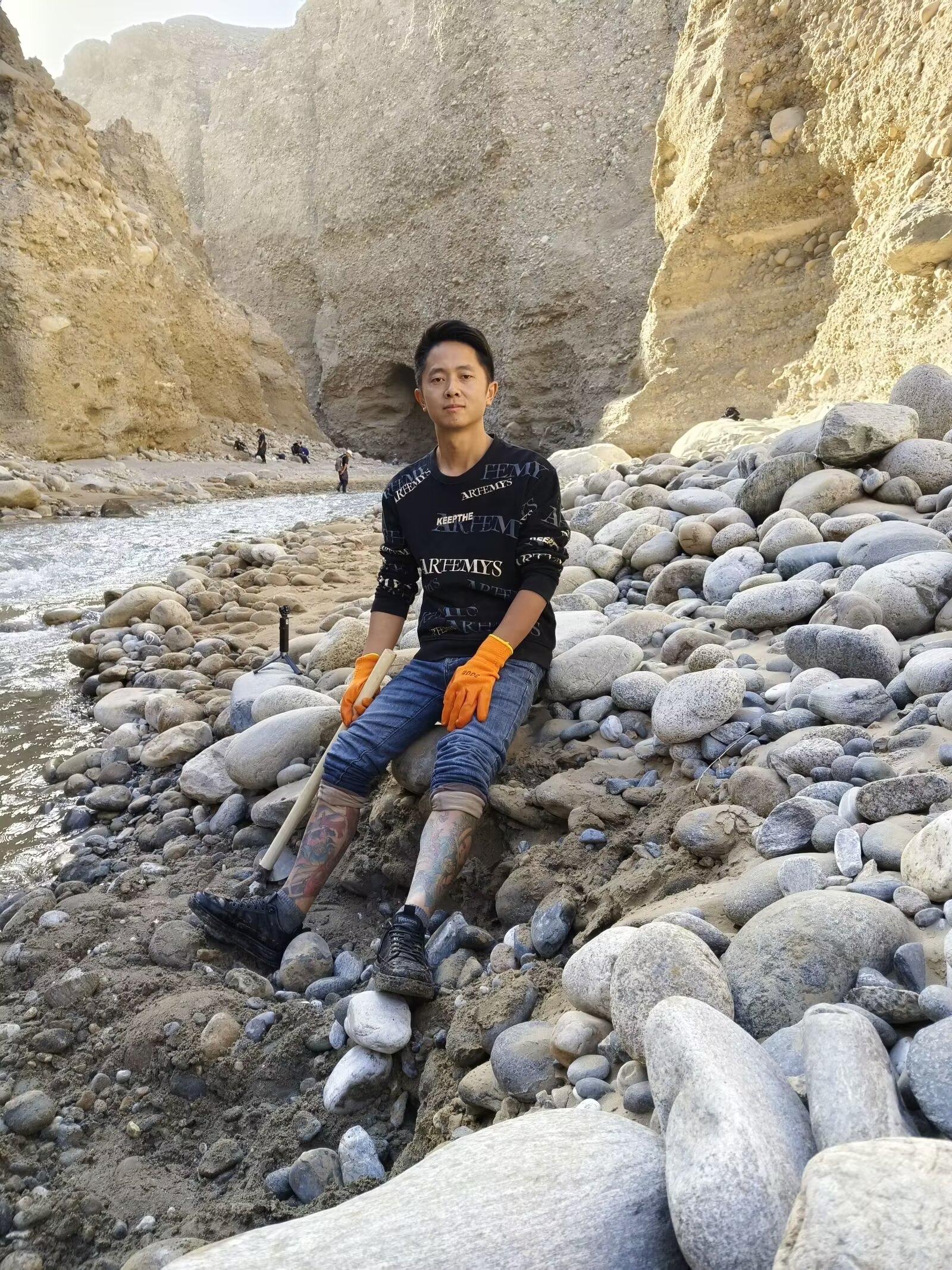 看看年后还有没有必要再继续捡玉?