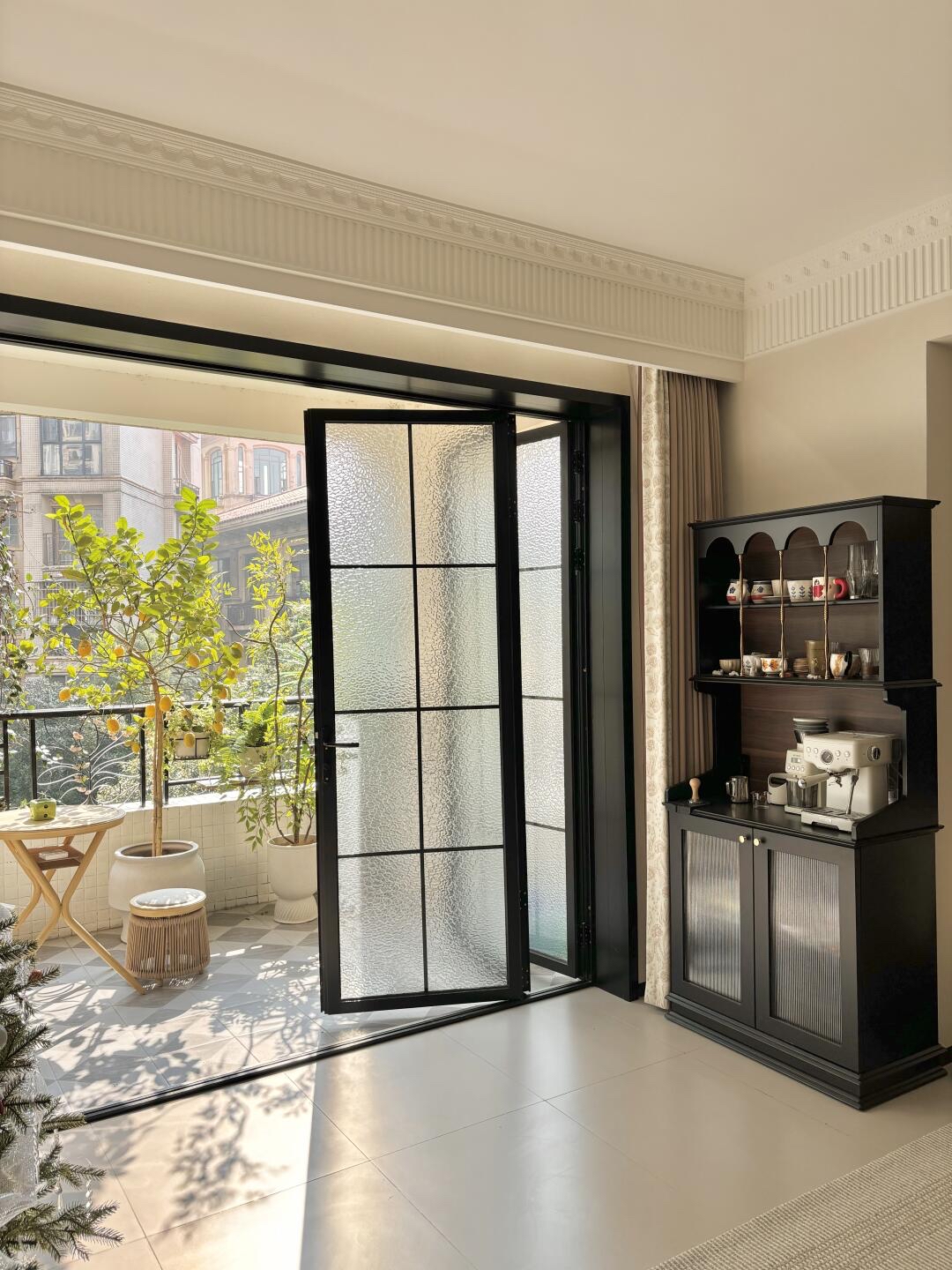 亲戚说,我们这88w的洋房卖不出 我家是已有17岁的