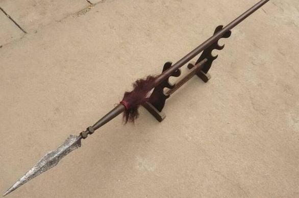 施耐庵和金庸推崇的王彦章,有一双无敌铁脚和两条超重铁枪