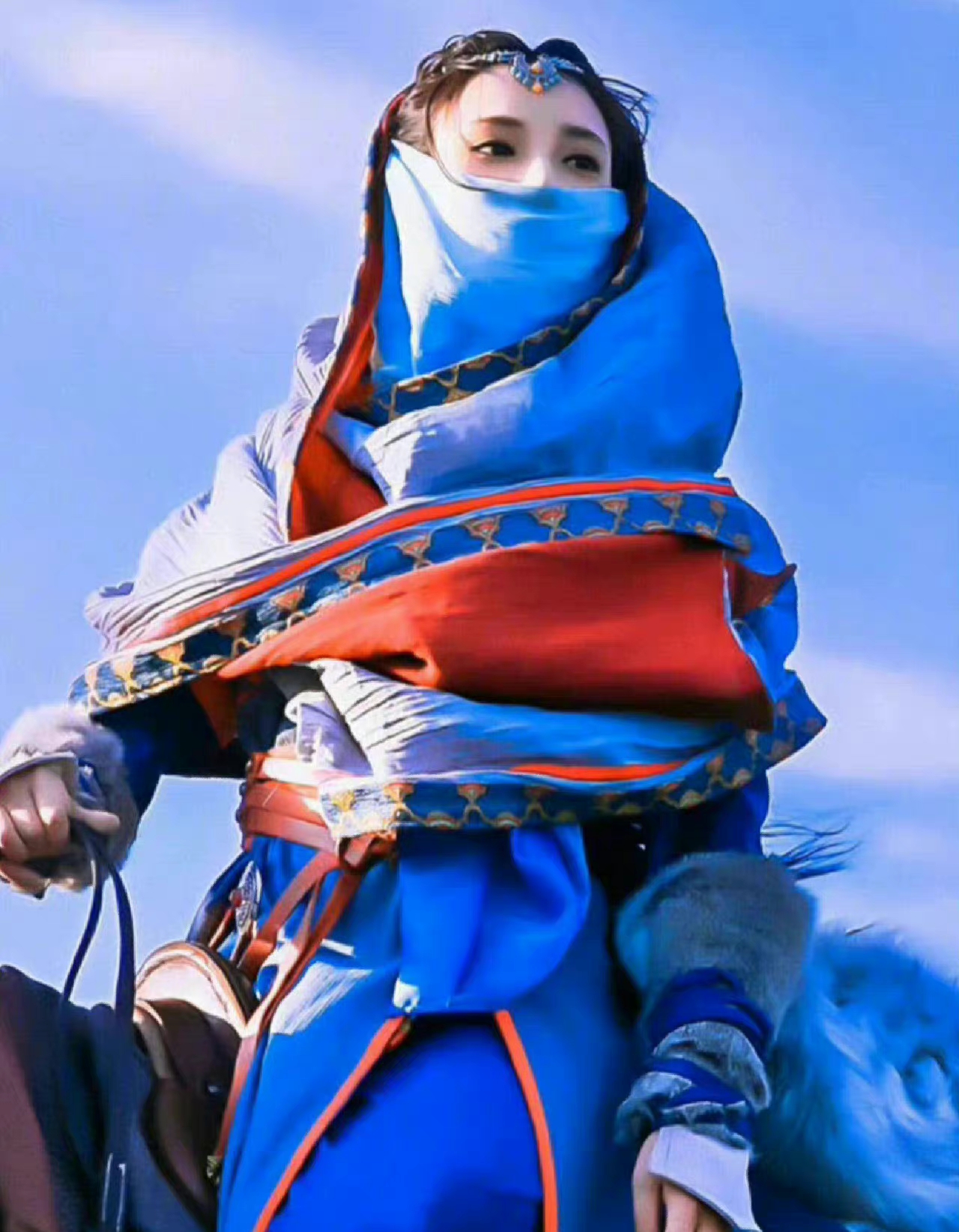 成龙新片《神话2:传说》剧照曝光,古力娜扎版楼兰公主美出天际