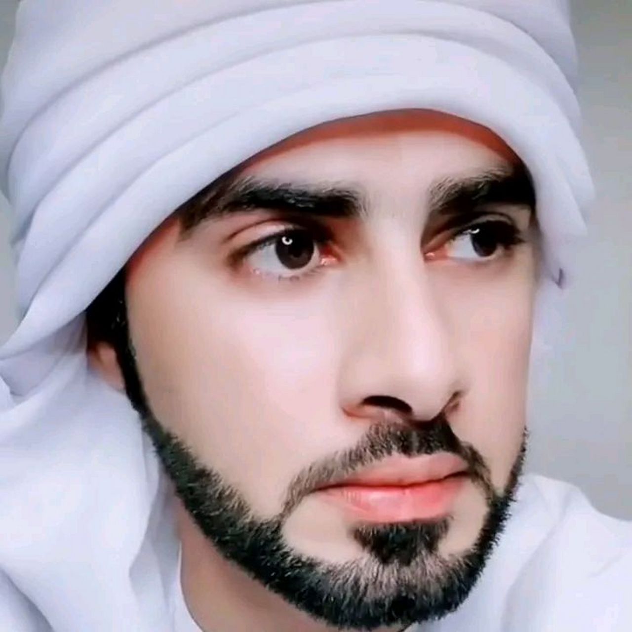 迪拜的男人被公认为全世界最帅的男人之一.