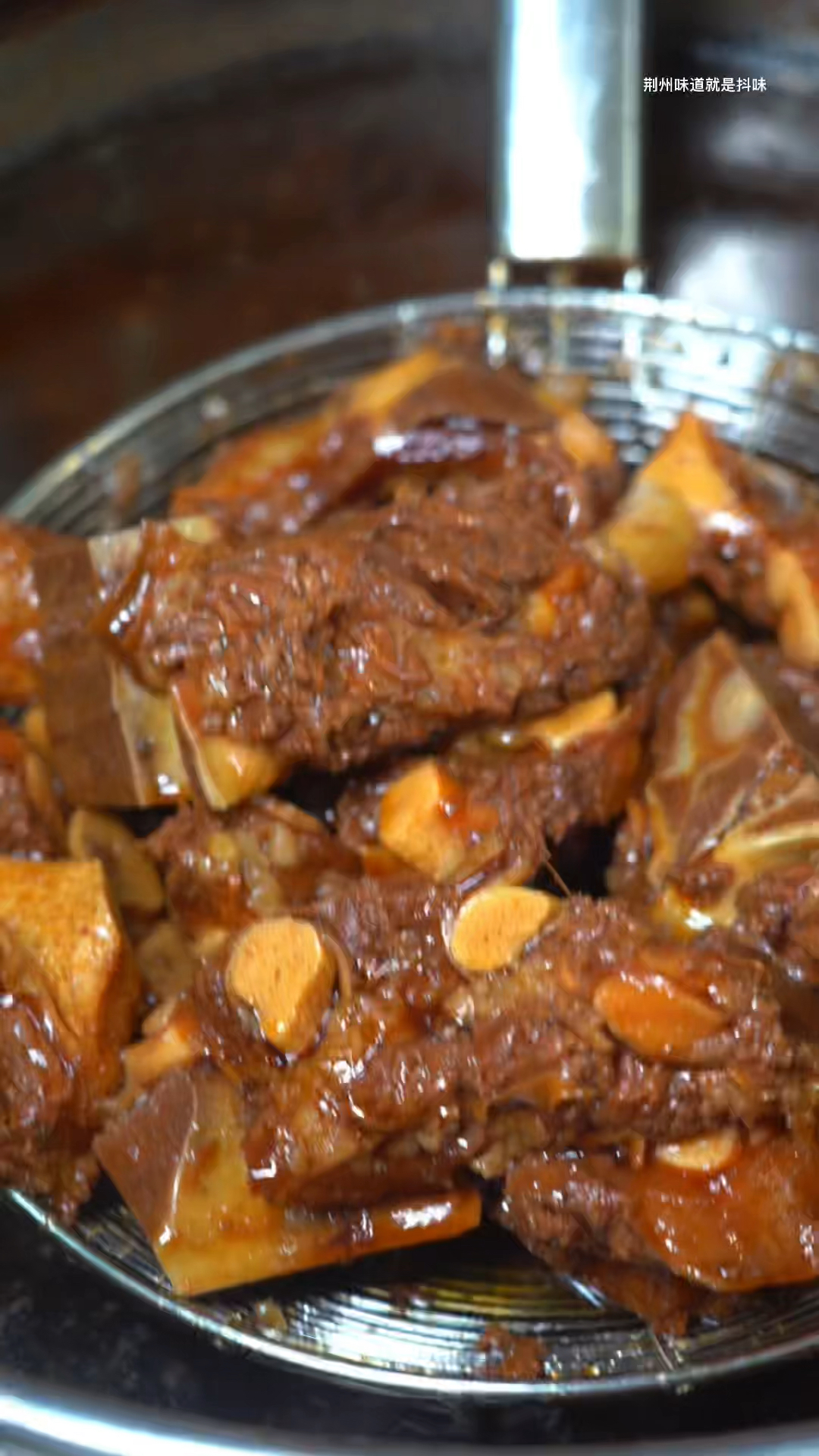 跑八百里也要吃的酱牛骨到底有多好吃?去晚啦还吃不上-度小视