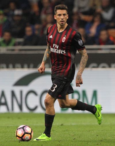 今天是你的生日:阿根廷足球运动员一一何塞·索萨