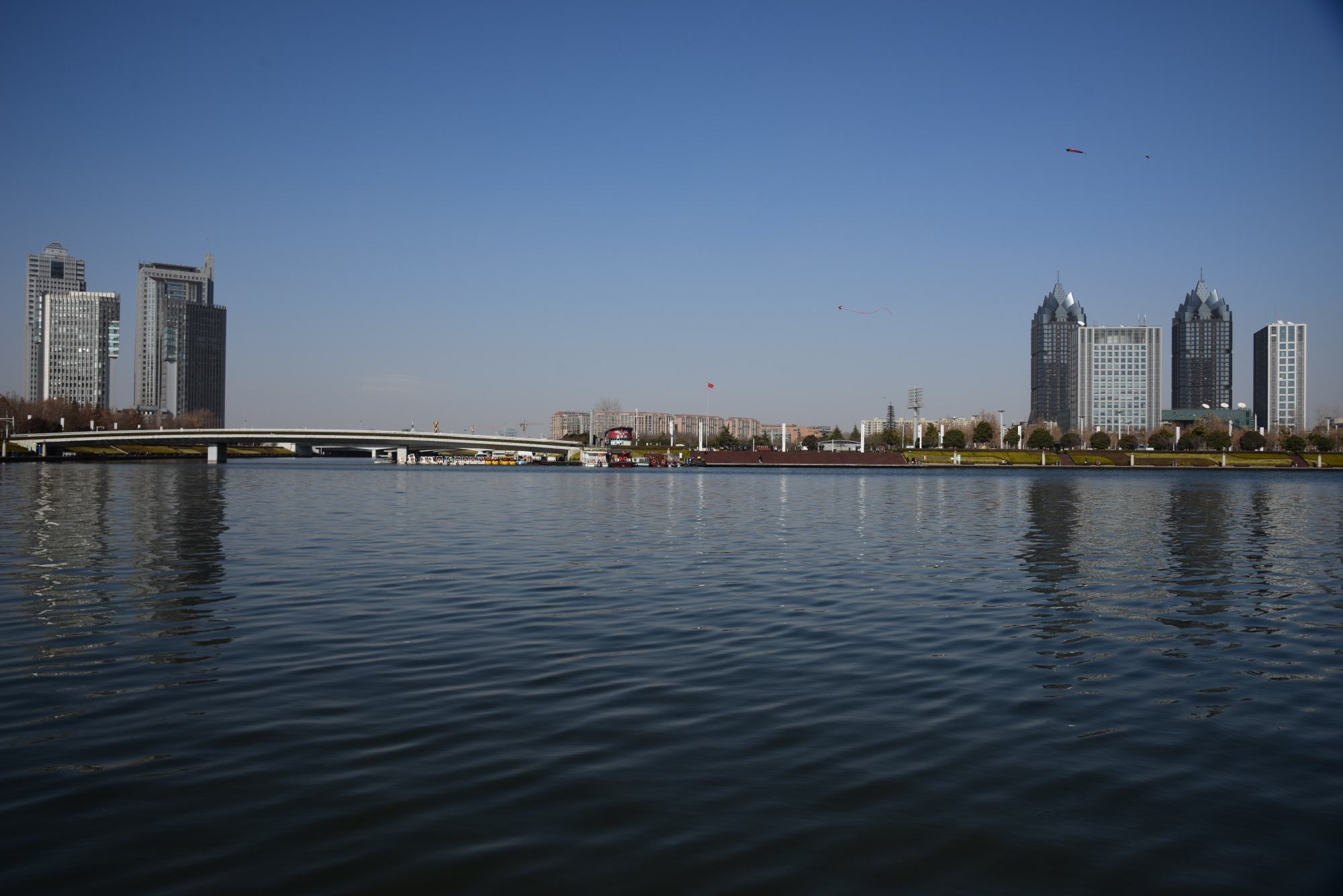 徒步20公里拍摄如意湖畔美丽风景!