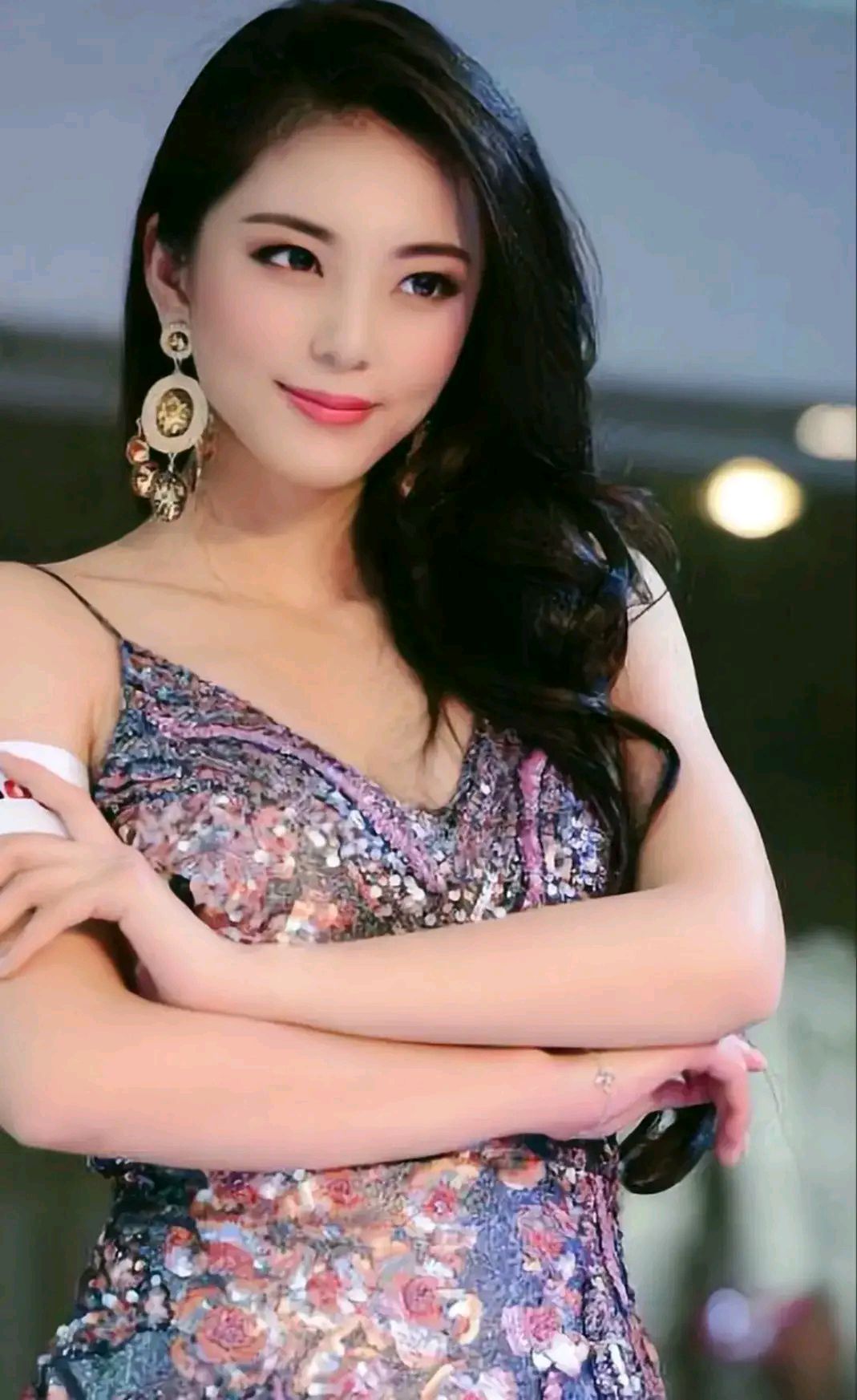 重庆美女艾尚真,拥有中国第一黄金比例身材,美得令人惊艳