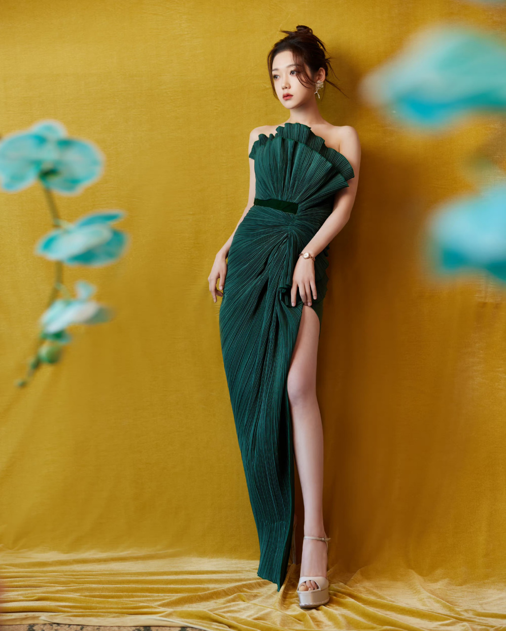 希林娜依·高  美jio大长腿  性感妖艳