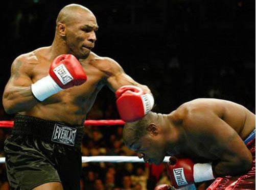 成龙打的赢泰森吗?假如在家具城会怎么样