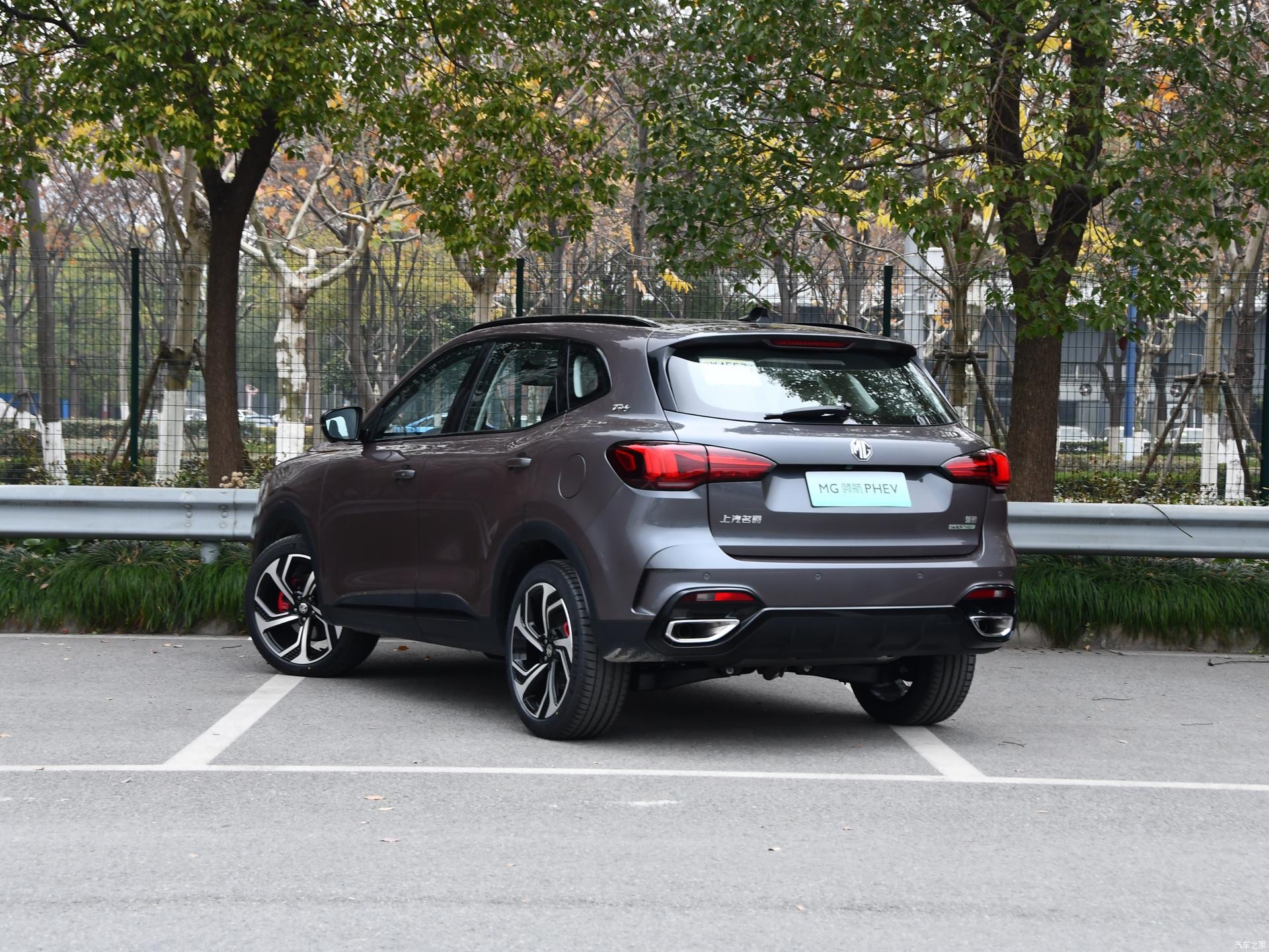 百公里油耗1.3l,价格16万元左右,mg领航新能源suv