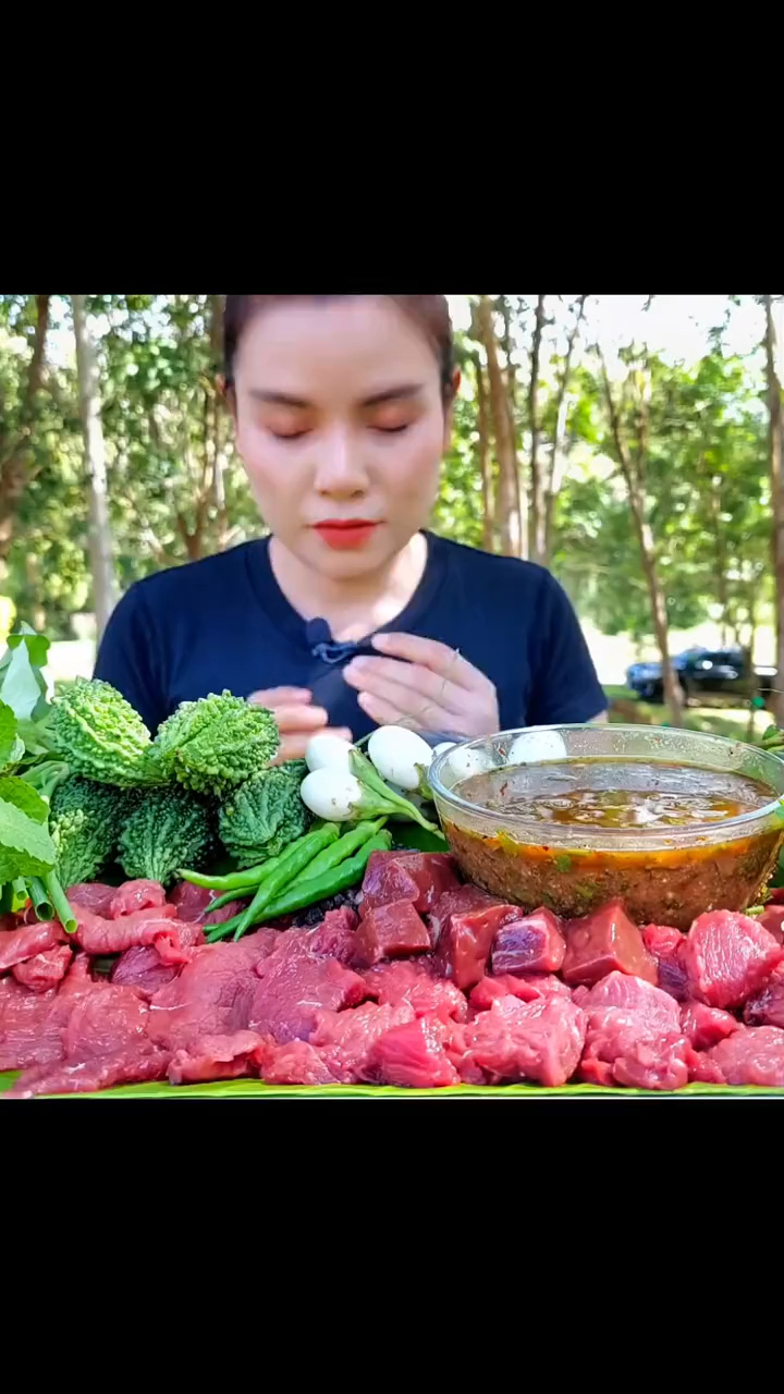 东南亚美食之生吃牛肉