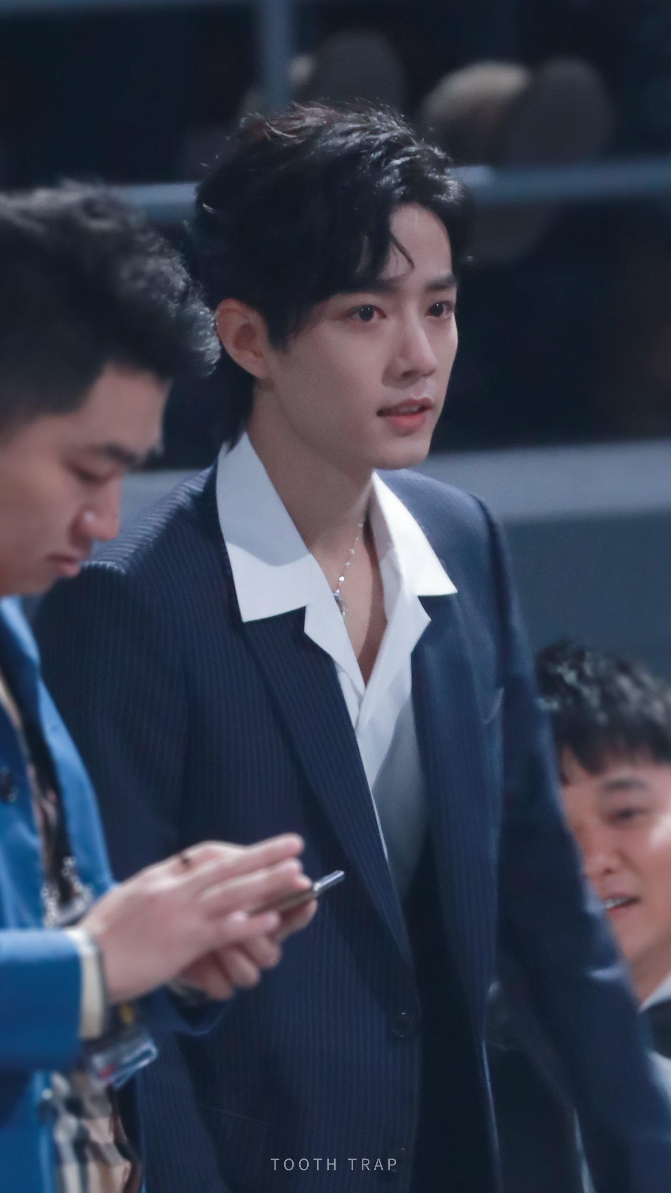 肖战出圈名造型,2020.01.08今日头条盛典