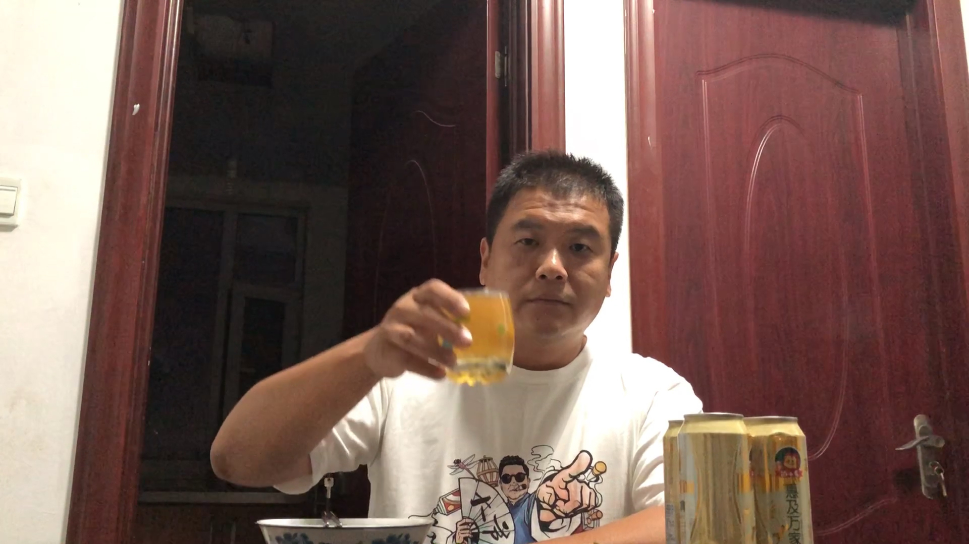 人到中年酒瘾越来越大,做一盆上汤白菜居然喝那么多,如何是好