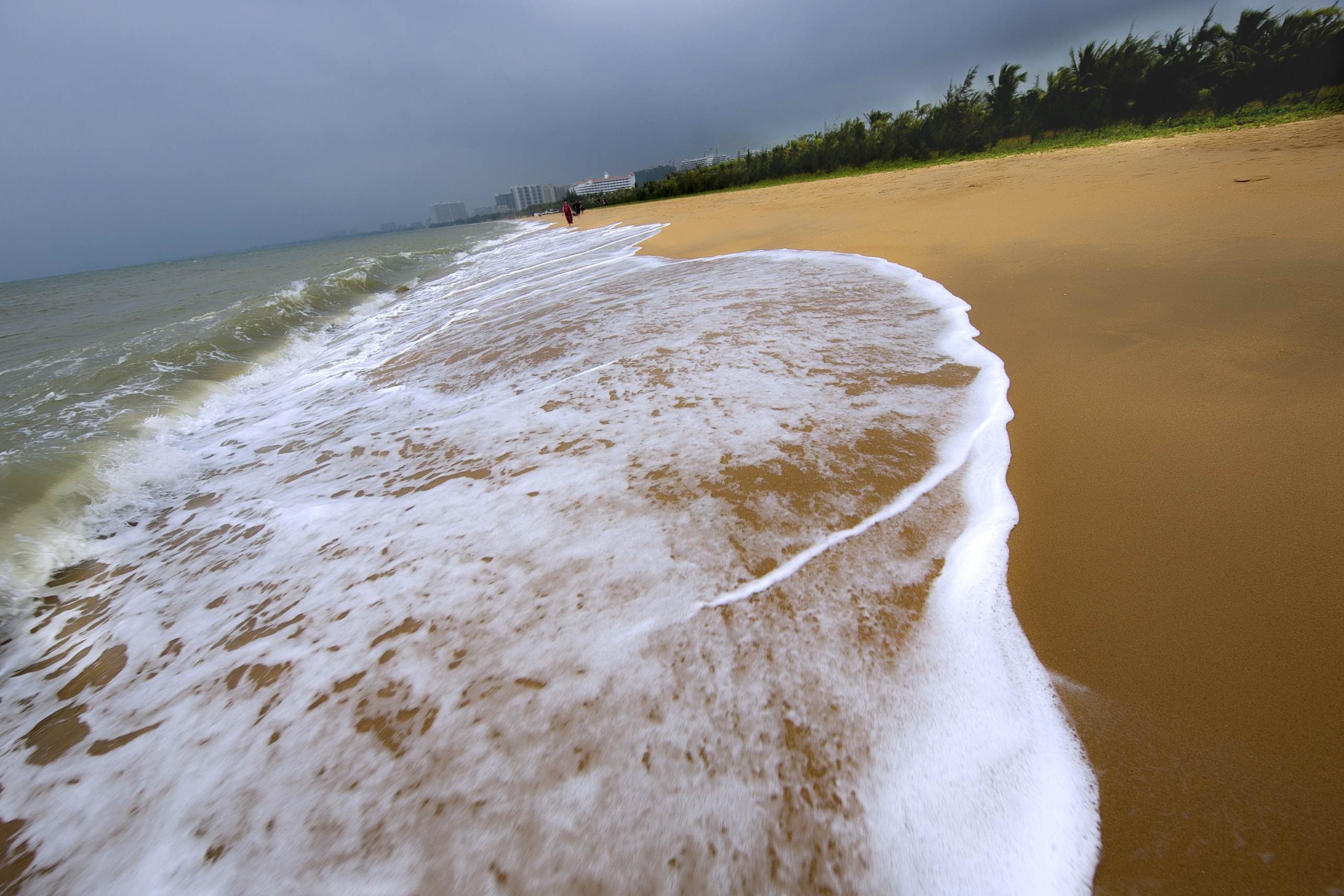 海南滨海风光原创摄影作品——摄于澄迈老城盈滨半岛海滩