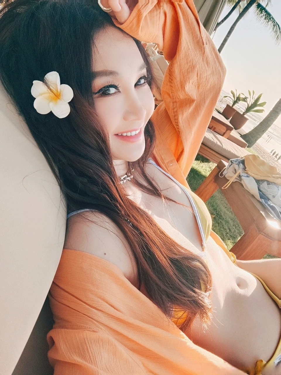 温碧霞"熟女"身材绝了!