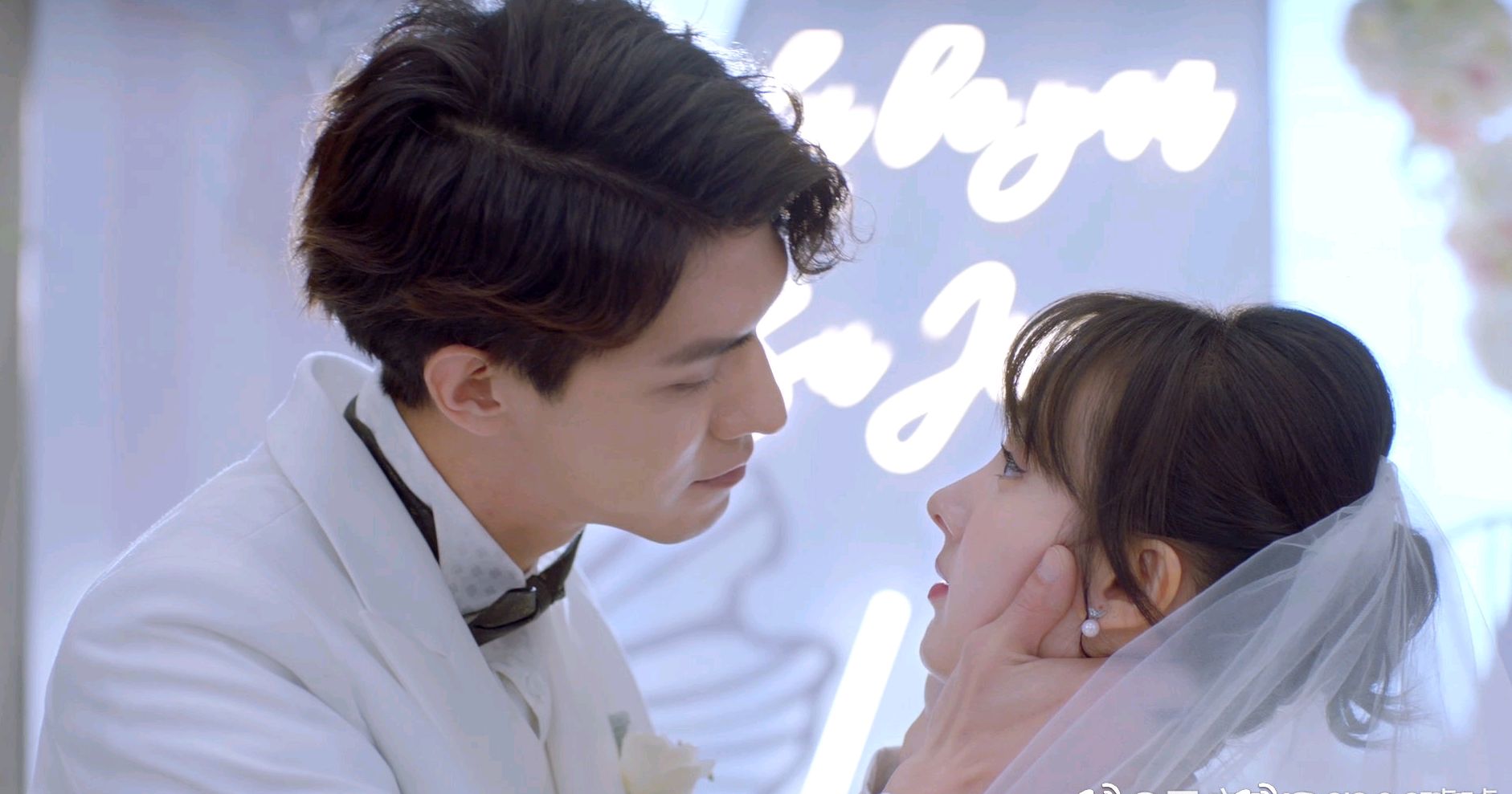 《约定期间爱上你》,几乎疯魔的甜宠剧情就是上头啊