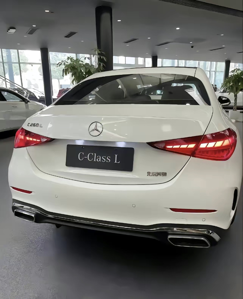 新款奔驰c260l:超越期待的驾驶体验