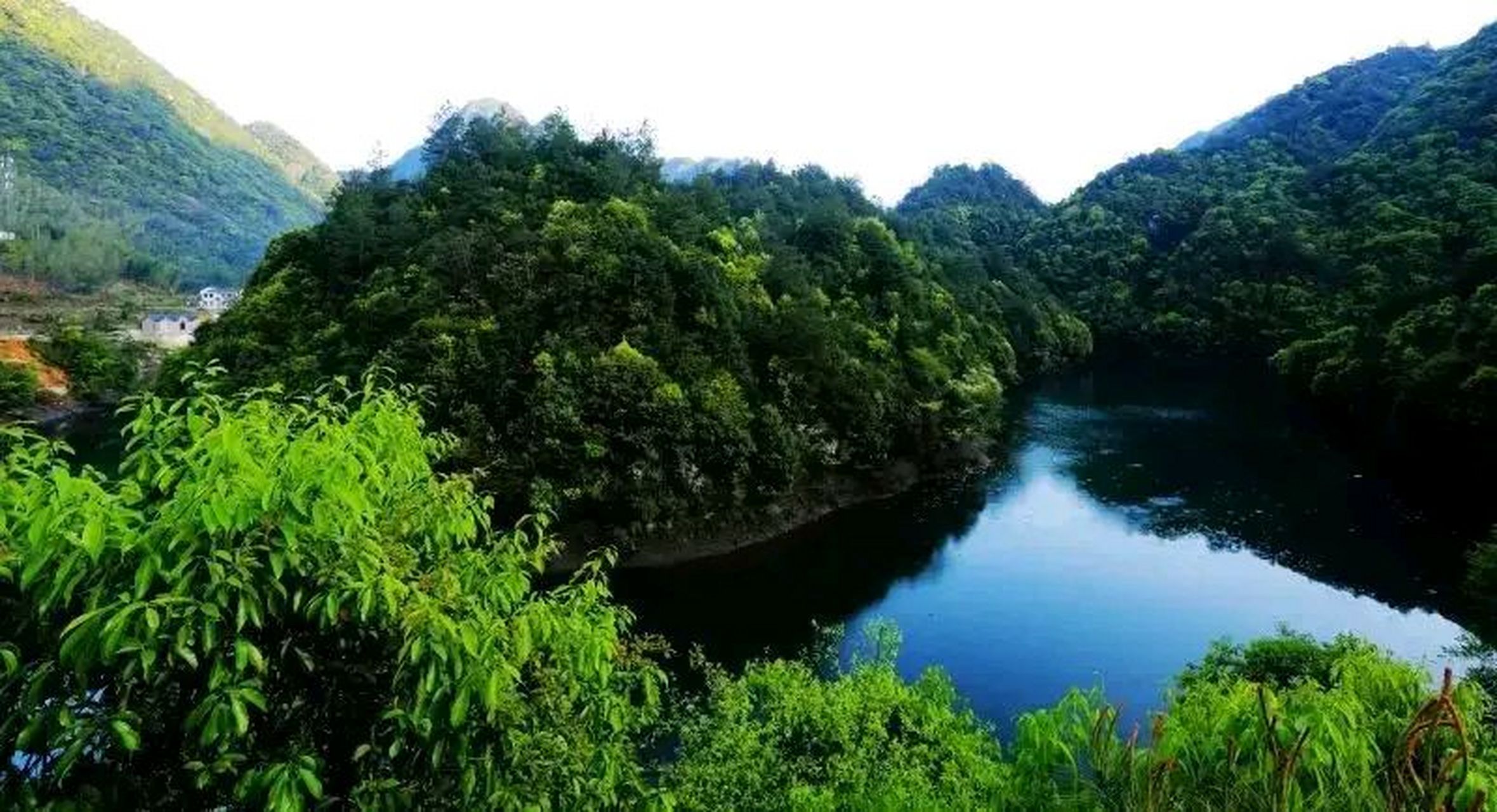 原创# 岭脚村是个处女地,是一个相对偏僻的古村落,目前还没有对外