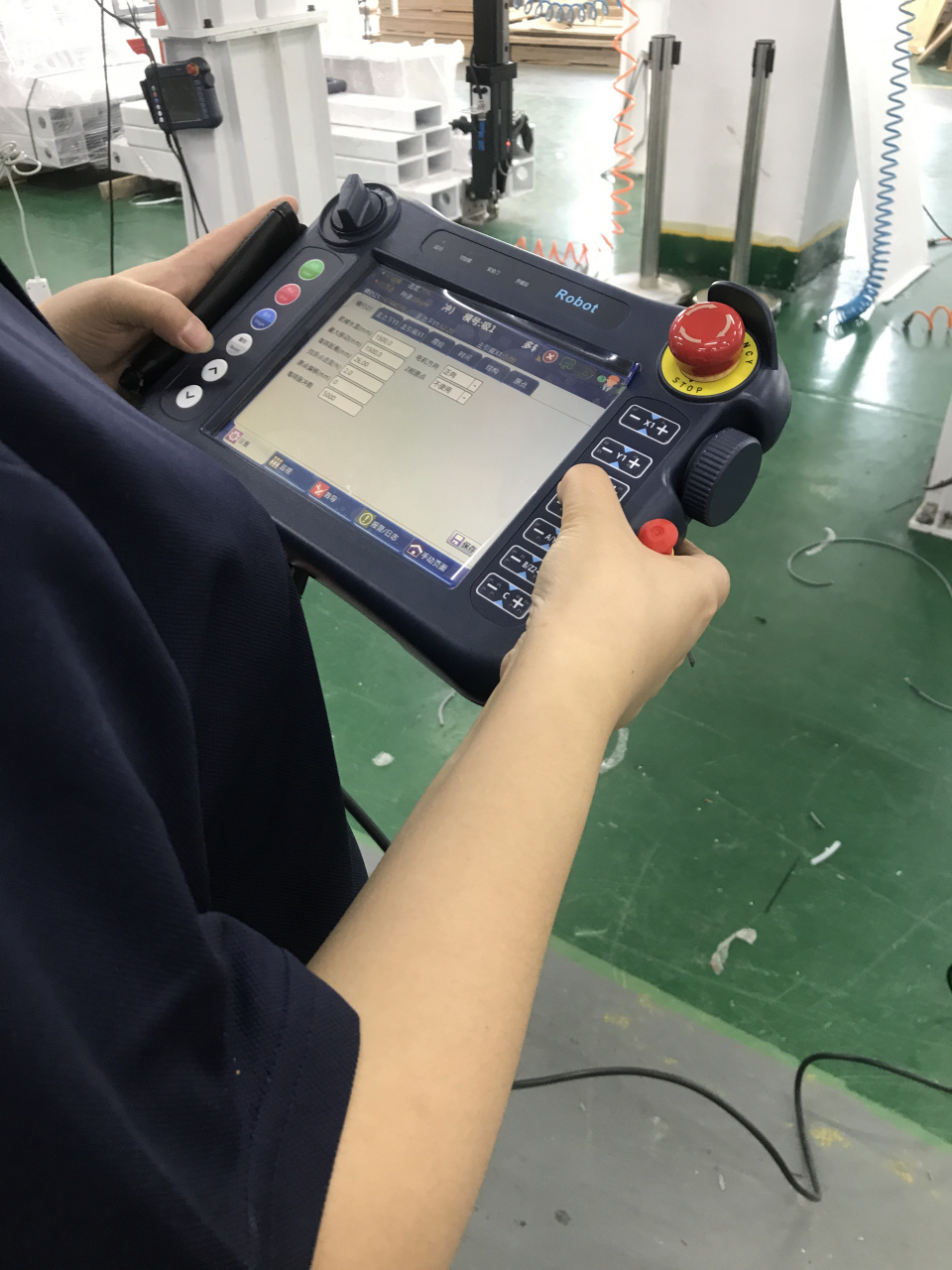 机械手调试当中[赞同]