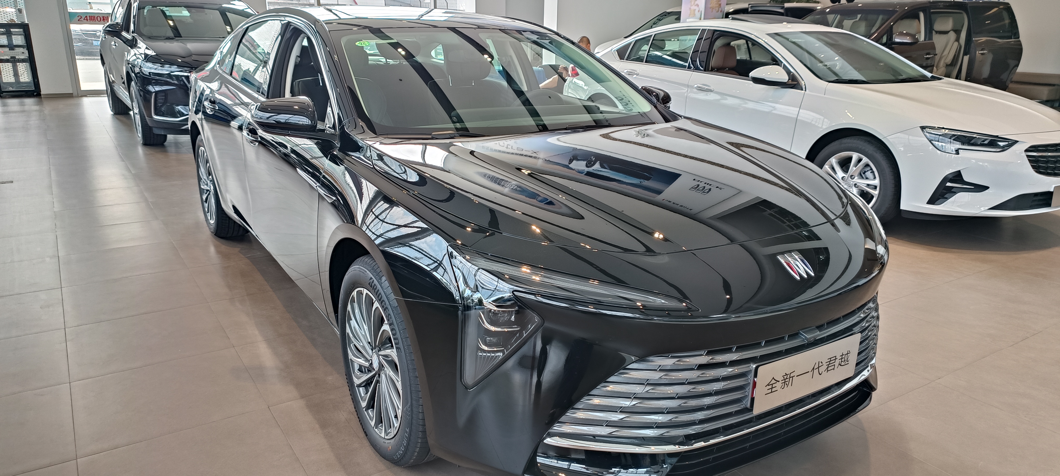 全新一代别克君越