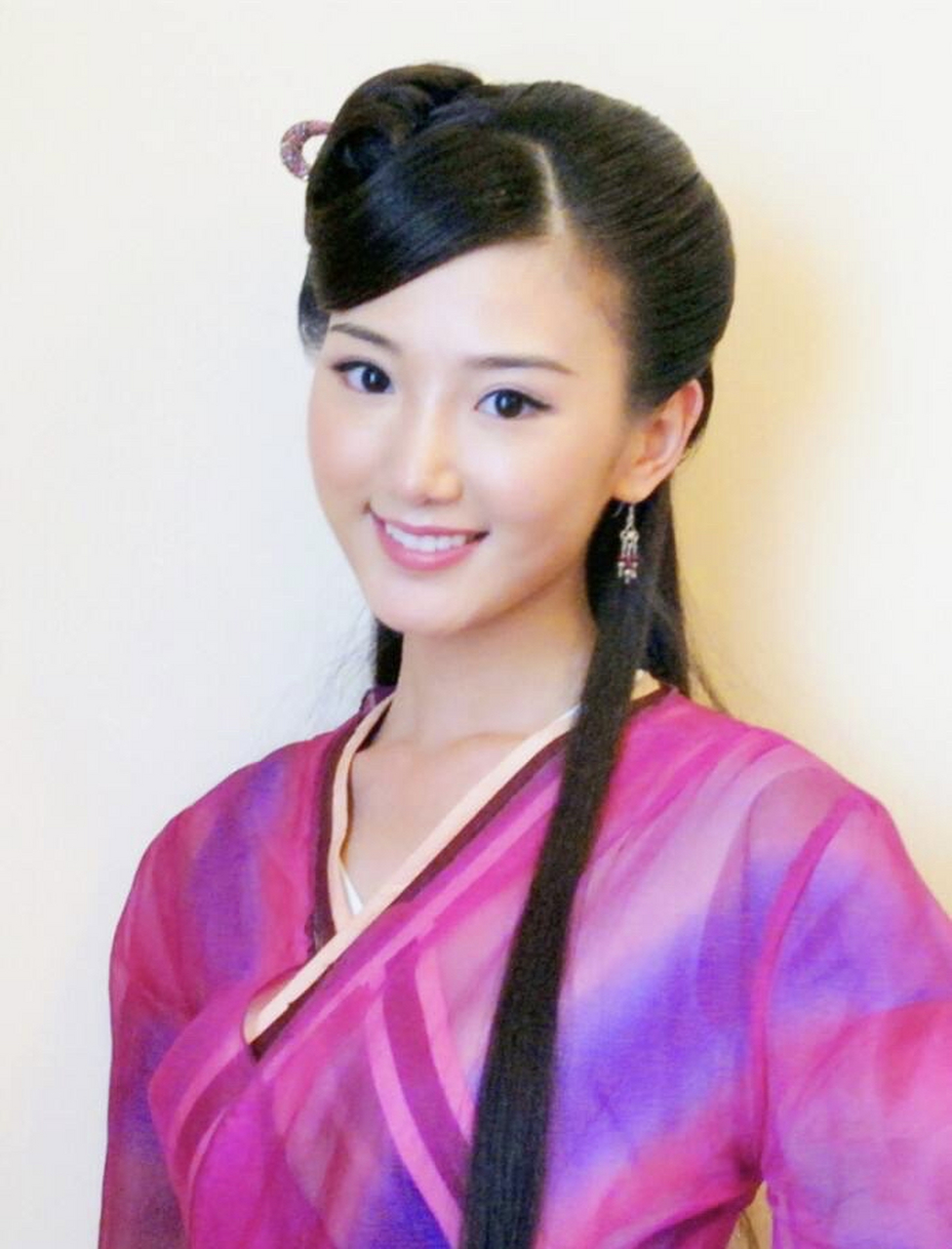 毛晓彤之南宫翎,古装武侠电视剧《天涯明月刀》中孔雀山庄护庄女神