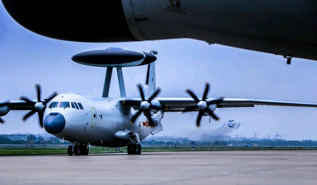 一组空警500预警机美图