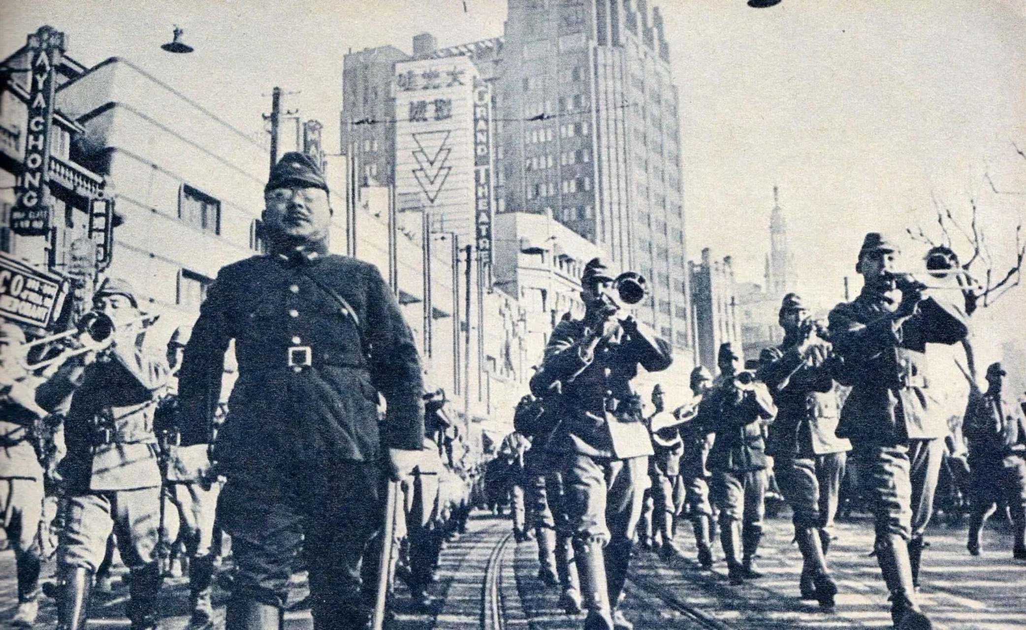 1943年9月的一个夜晚,上海的日本宪兵以违反戒严令为由,从街头抓走了