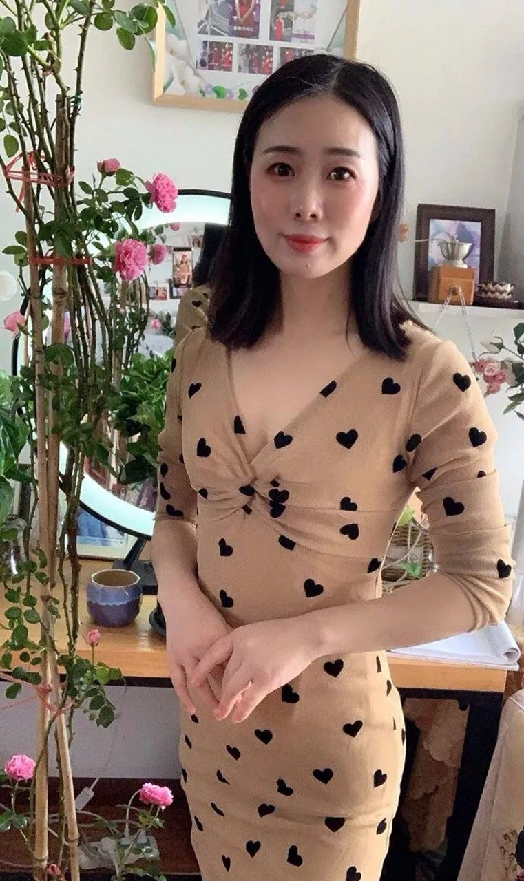 知性美韵阿姨,成熟魅力