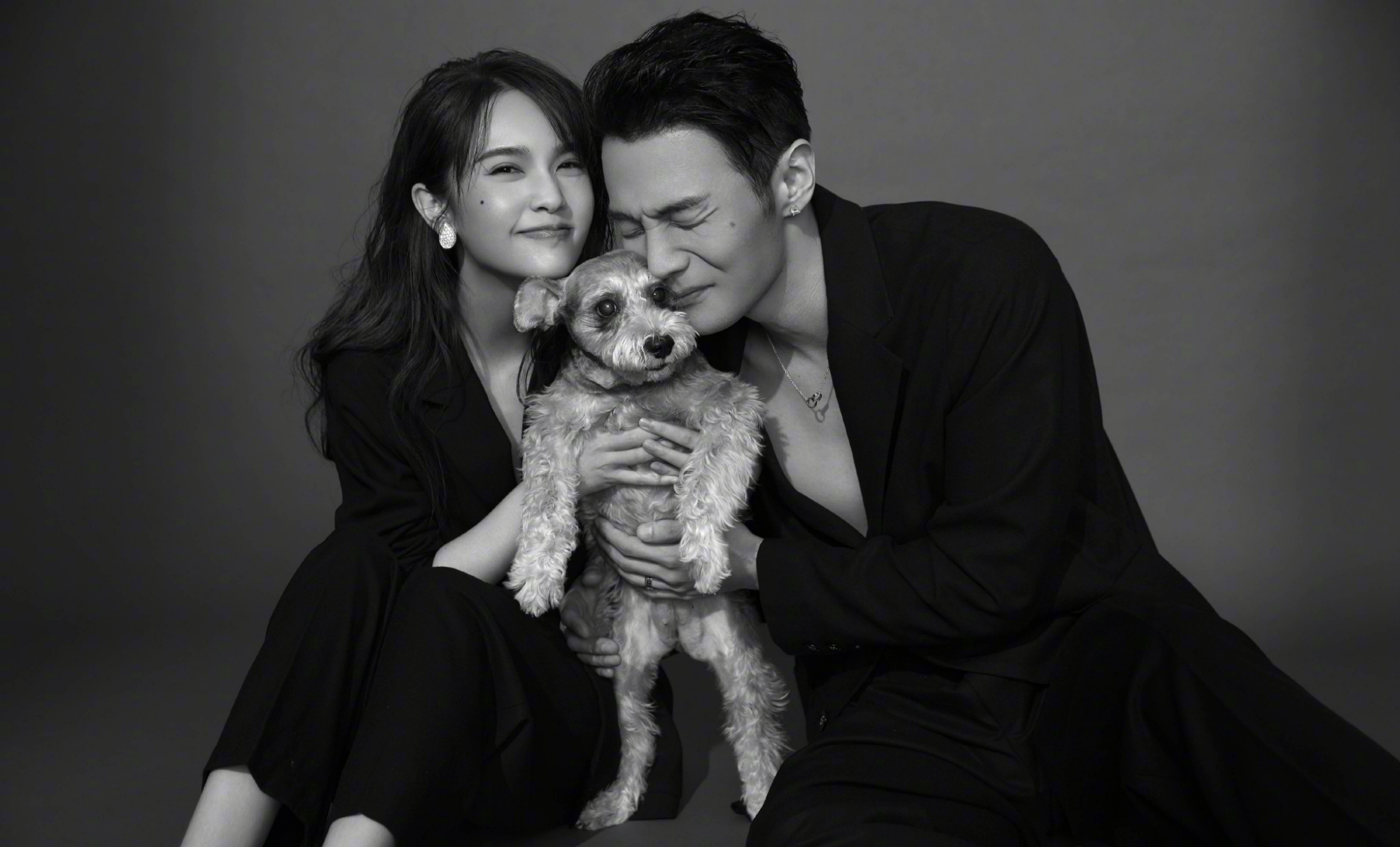 不守男德?李荣浩晒肌肉照大方暴露腋下,被网友调侃并艾特杨丞琳