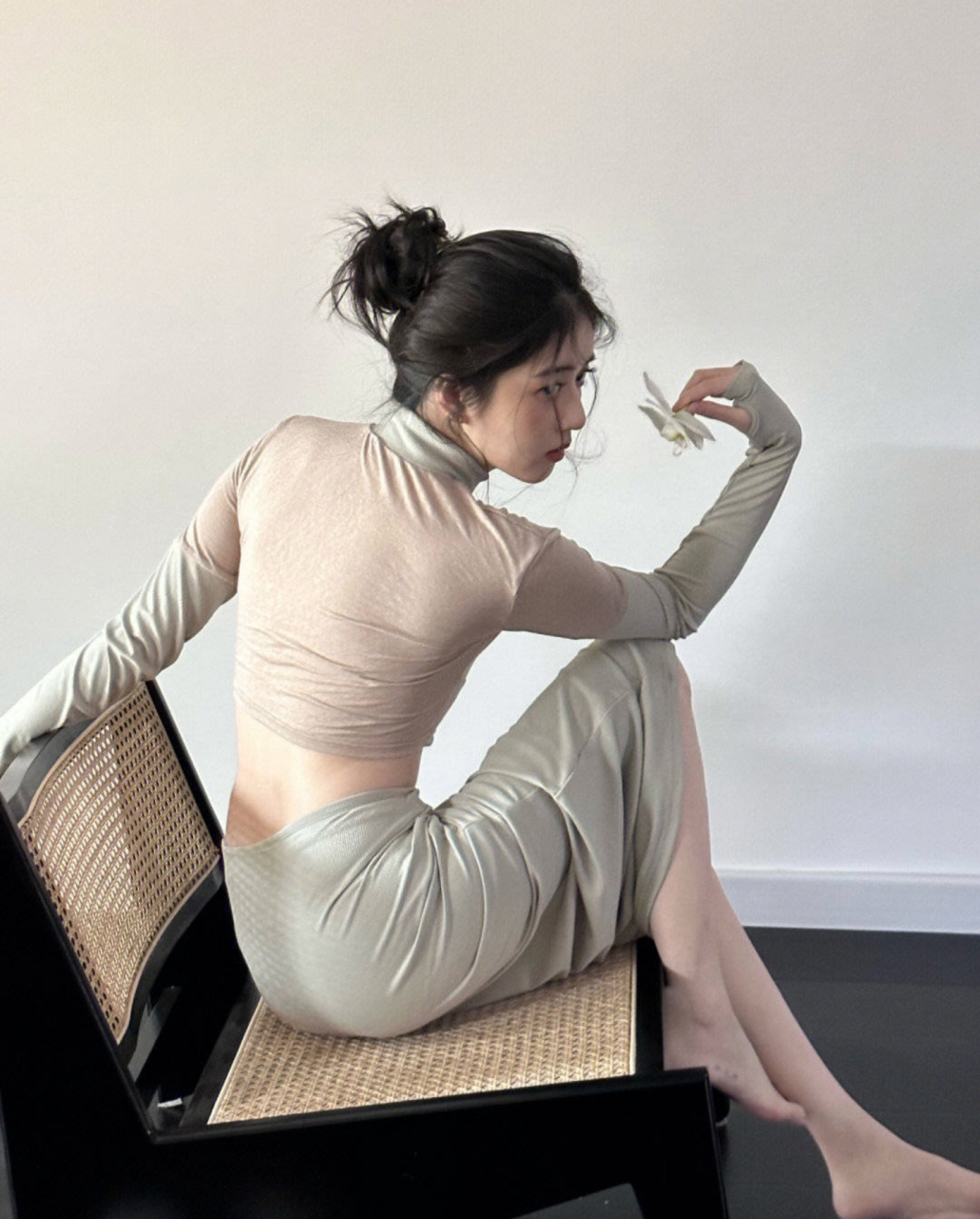 女演员李凯馨分享自己的日常照片