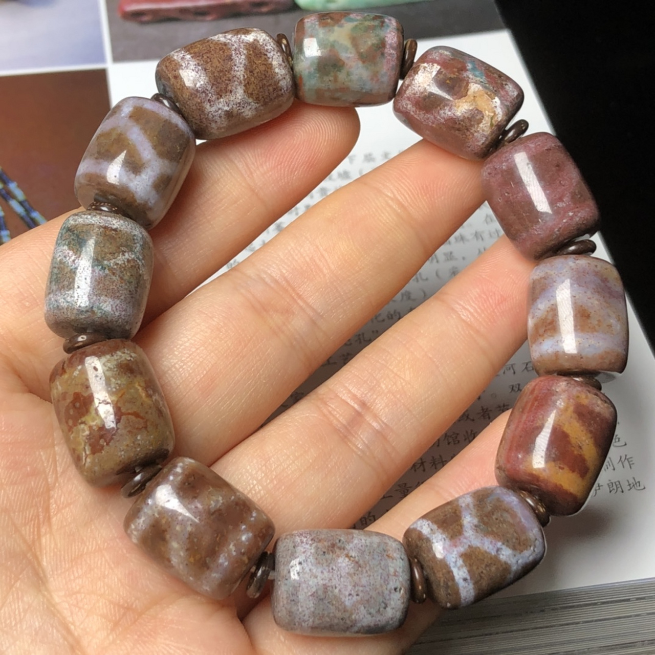 藏区回流老料高油包浆满朱砂龟纹天珠手链 尺寸:16*13毫米*12颗 一颗