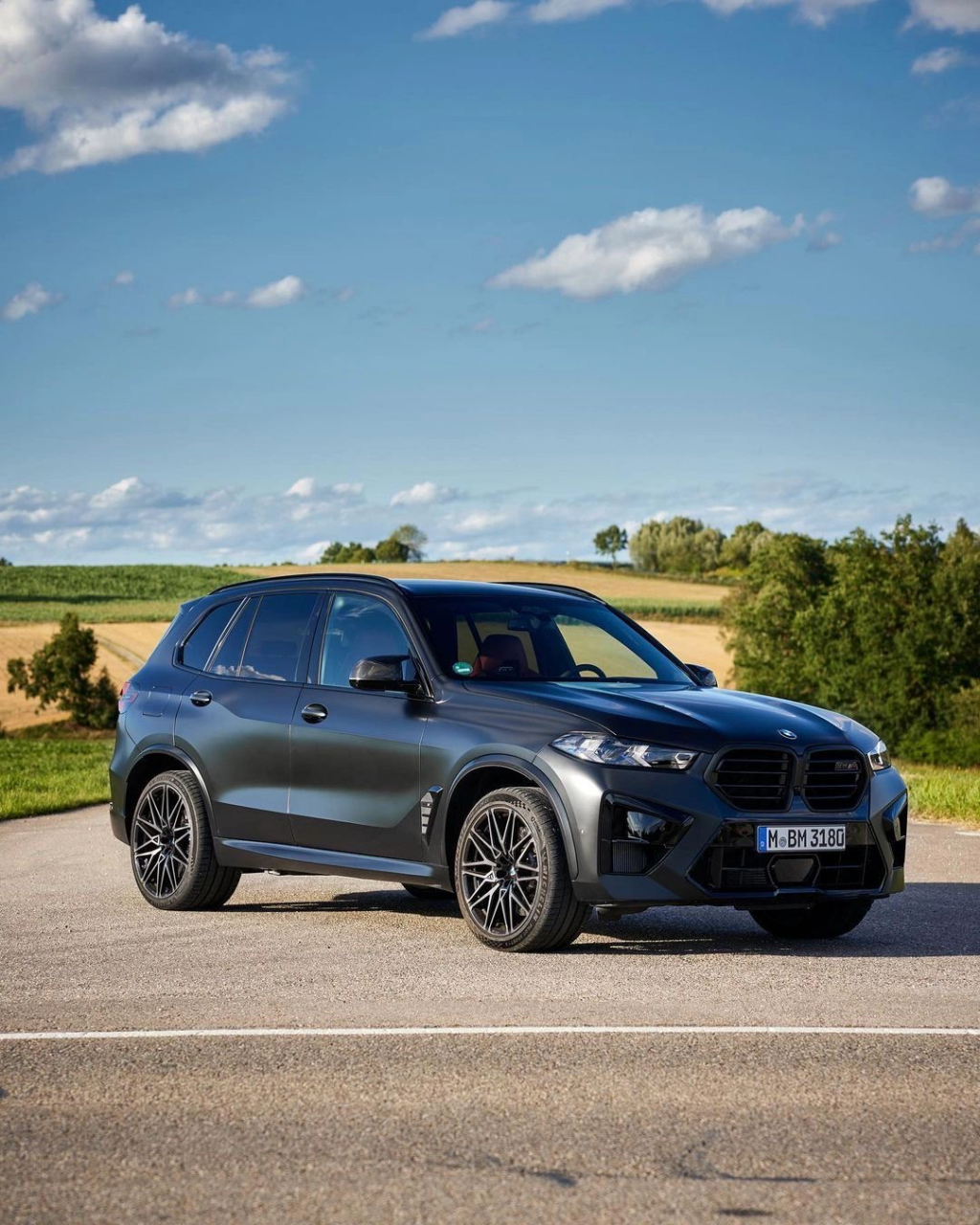 2024款全新宝马x5m上市,搭载4.