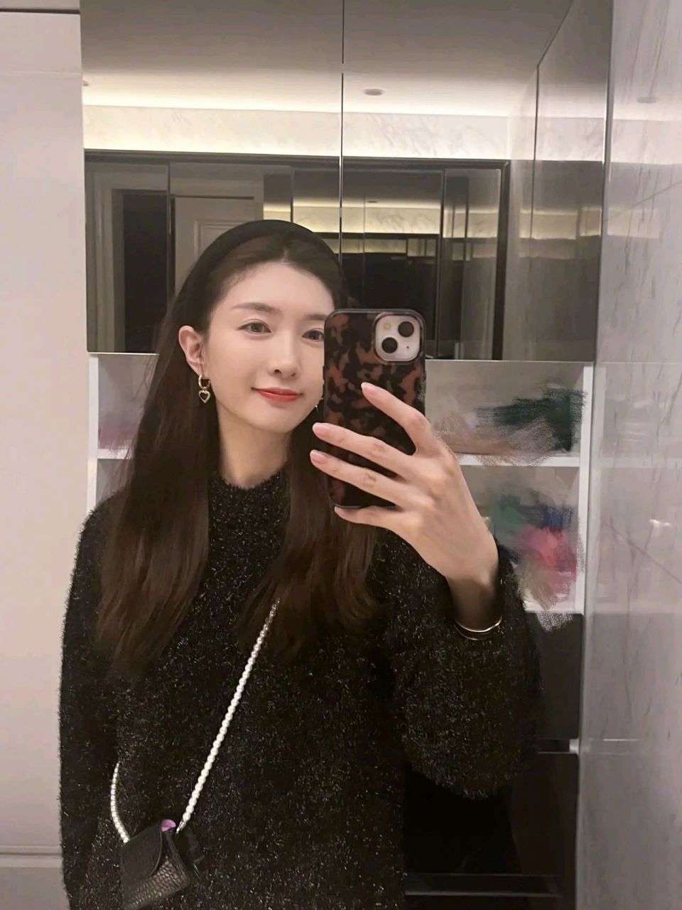 江疏影量体重,168的身高,体重不到48kg.不得不佩服,演员的自律.