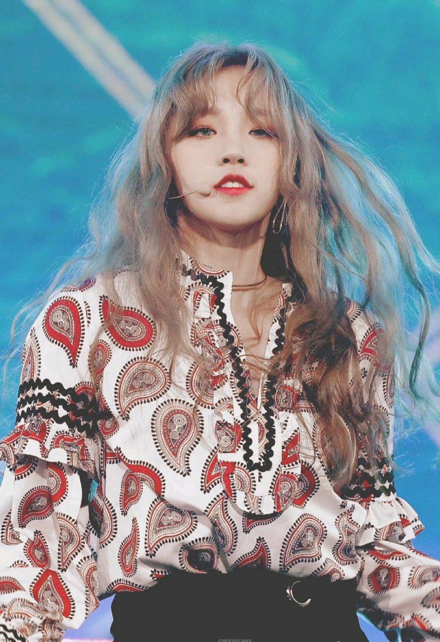 卷发女神宋雨琦