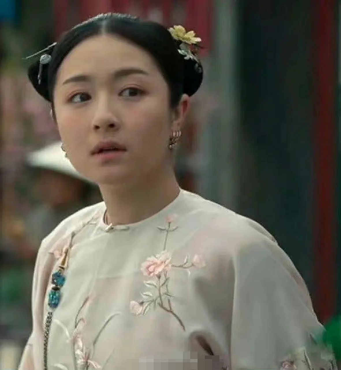梦回大清,因为李兰迪我看了一部分然后弃了 现在,星落凝成糖,虽然不是