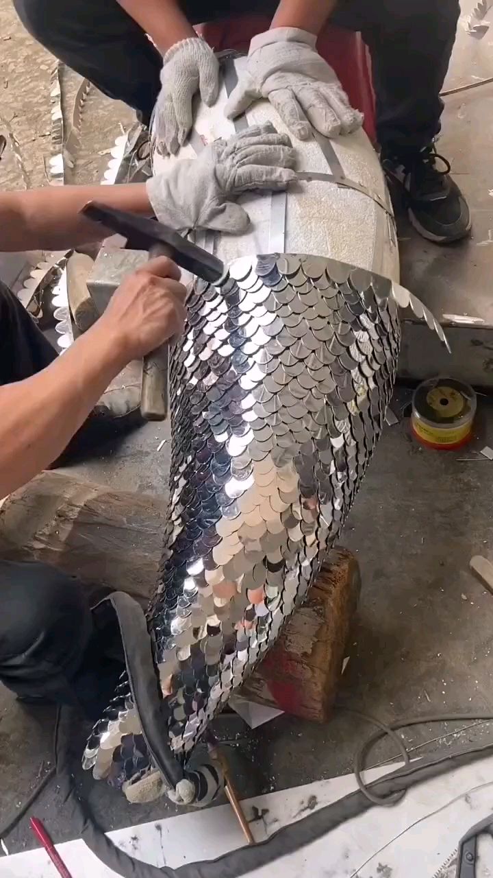 不锈钢鱼雕塑制作,鱼鳞细节拍摄-度小视