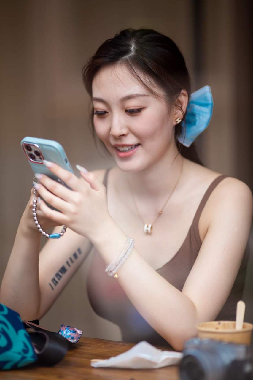 原生态的美女,自然,大方,太有料!