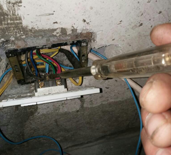 插座地线可以用1.5平方线吗