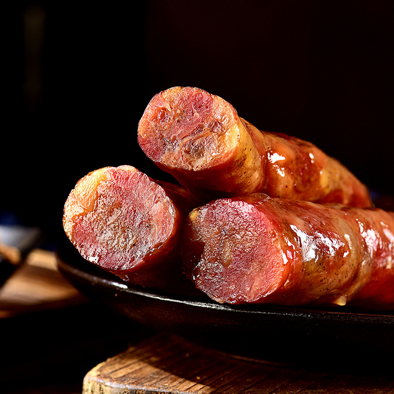 四川香肠作为川菜文化中不可或缺的一部分,一直以来都受到了广大食客