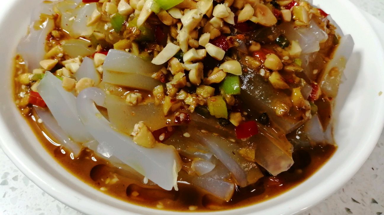 夏季太热没胃口怎么办?《麻酱凉粉》来帮忙,您是这样做的吗!