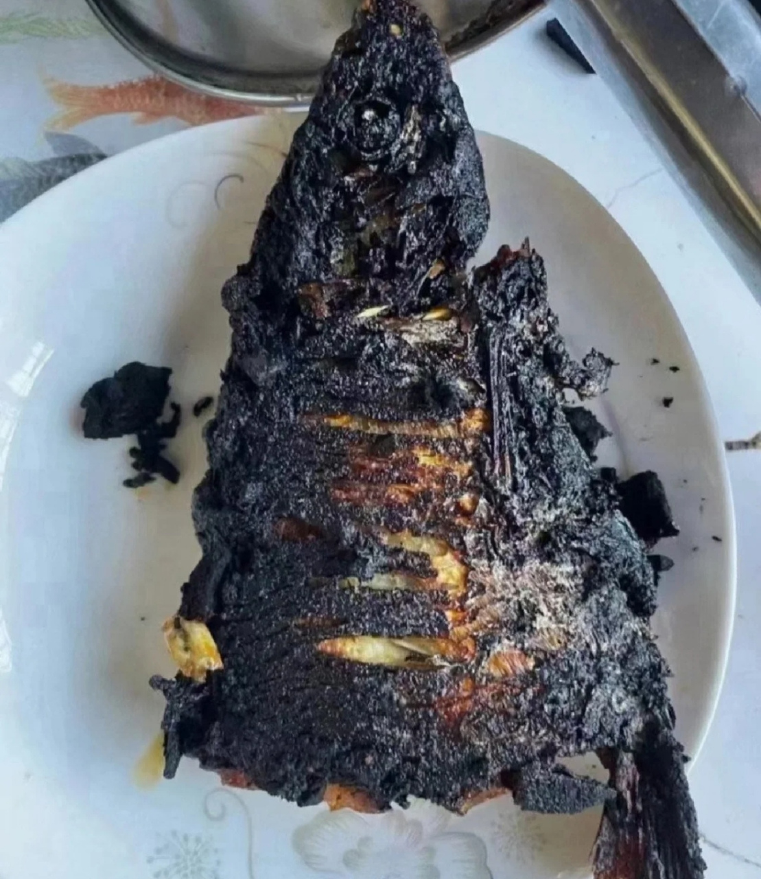 女朋友在黑暗料理方面颇有造诣.