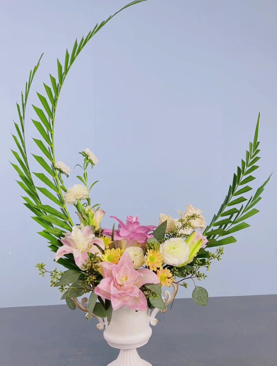 入门级插花基本造型,新月型