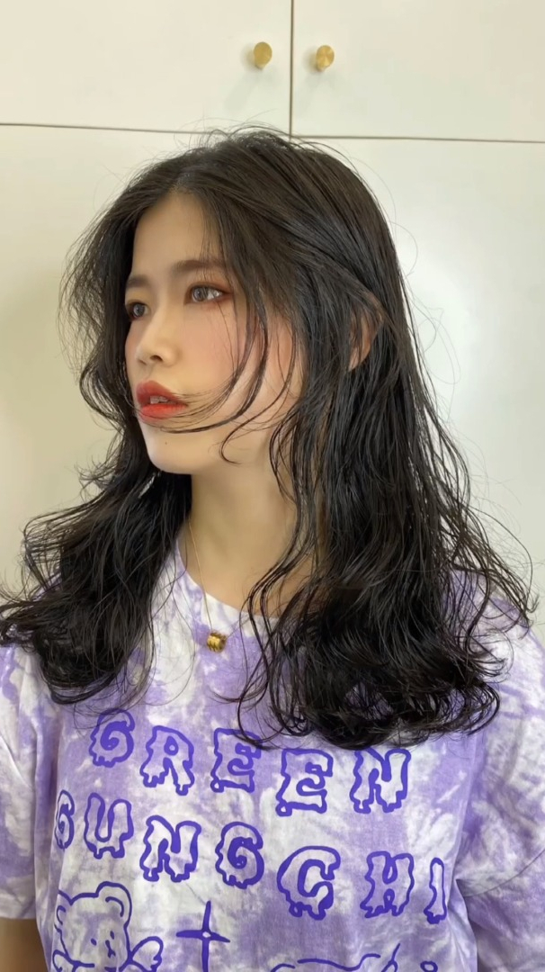 角蛋白护理烫烫发可以保证头发的质感同时也可以保持护理功效