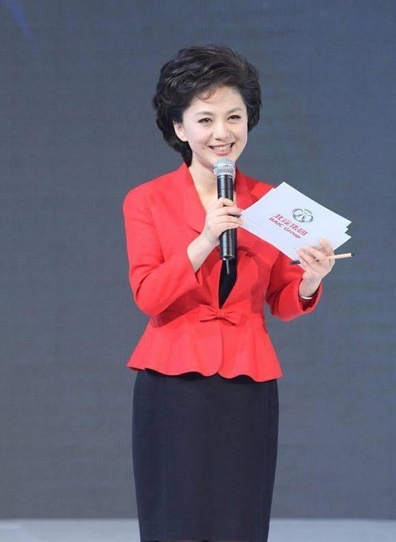 回顾央视主持人海霞亮:老公是"大名鼎鼎"的罗永章,女儿比妈还美